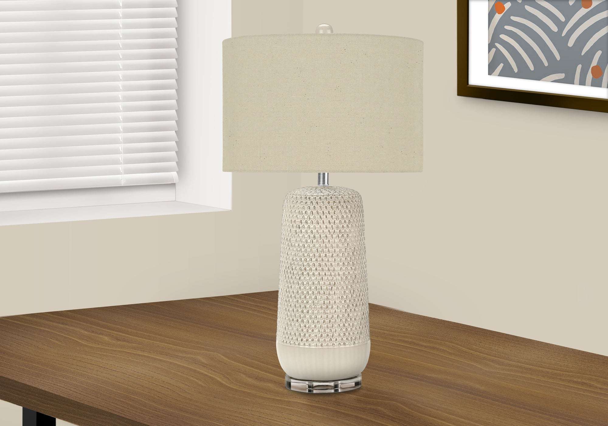 stylish, contemporary 31"h table lamp