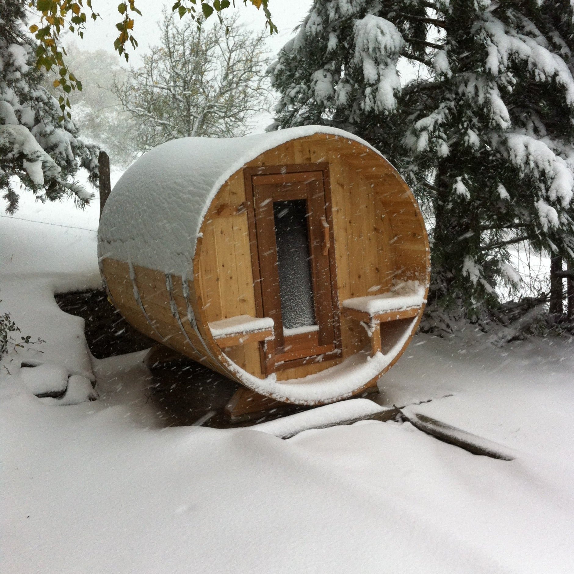 Knotty Cedar Sauna in snow