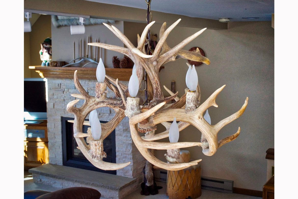 How to Make a Deer Antler Chandelier: Stunning DIY Rustic Decor