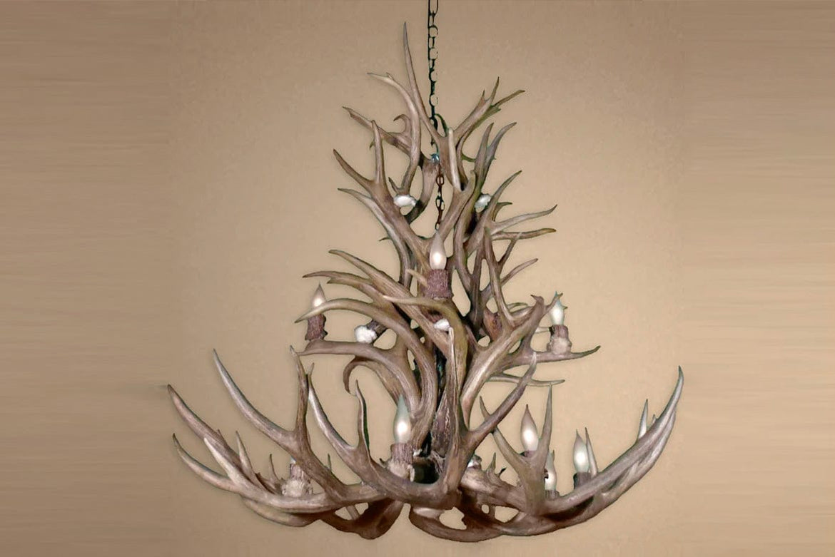 How to Make a Deer Antler Chandelier: Stunning DIY Rustic Decor