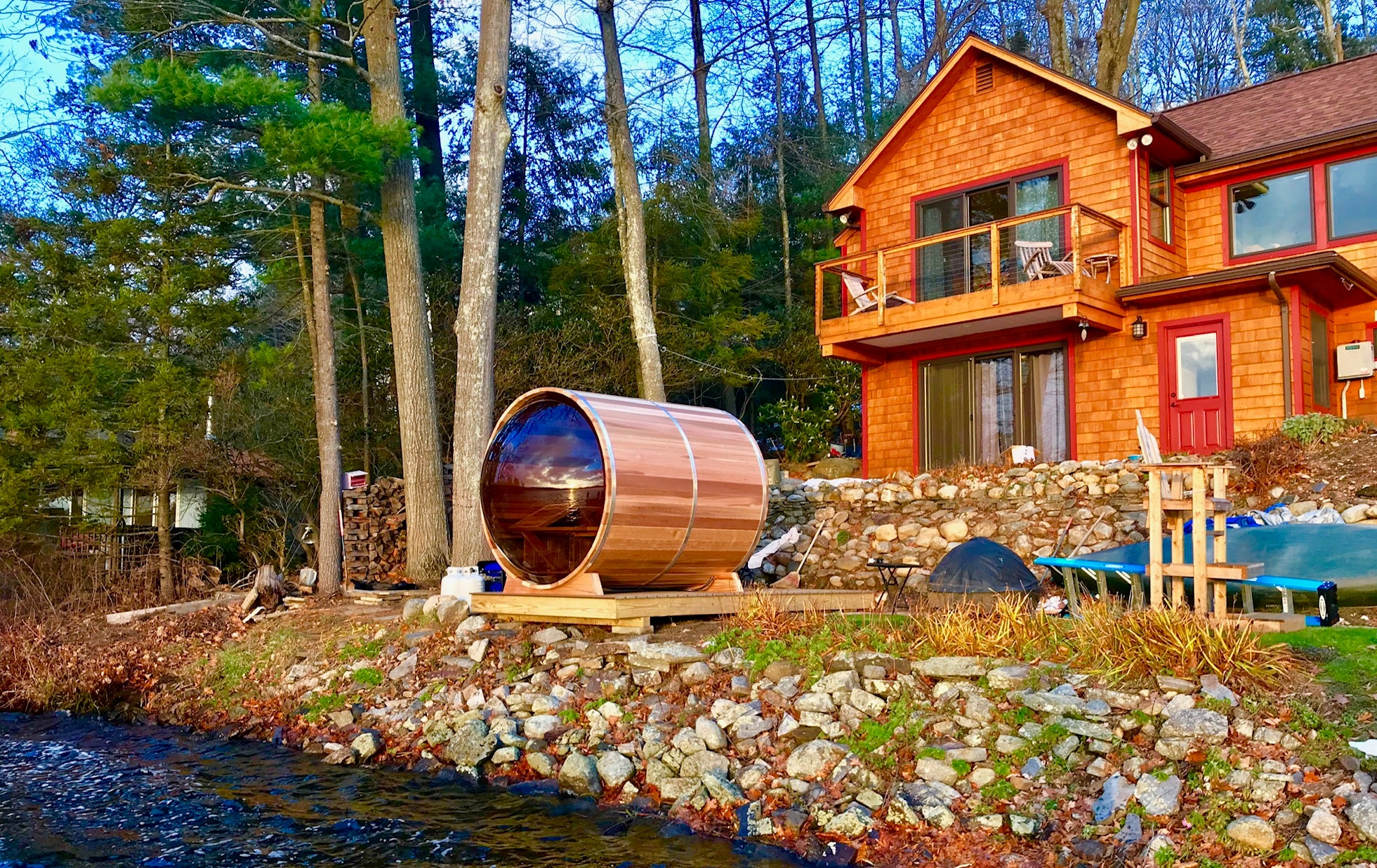 Panoramic Barrel Sauna at a Cottage