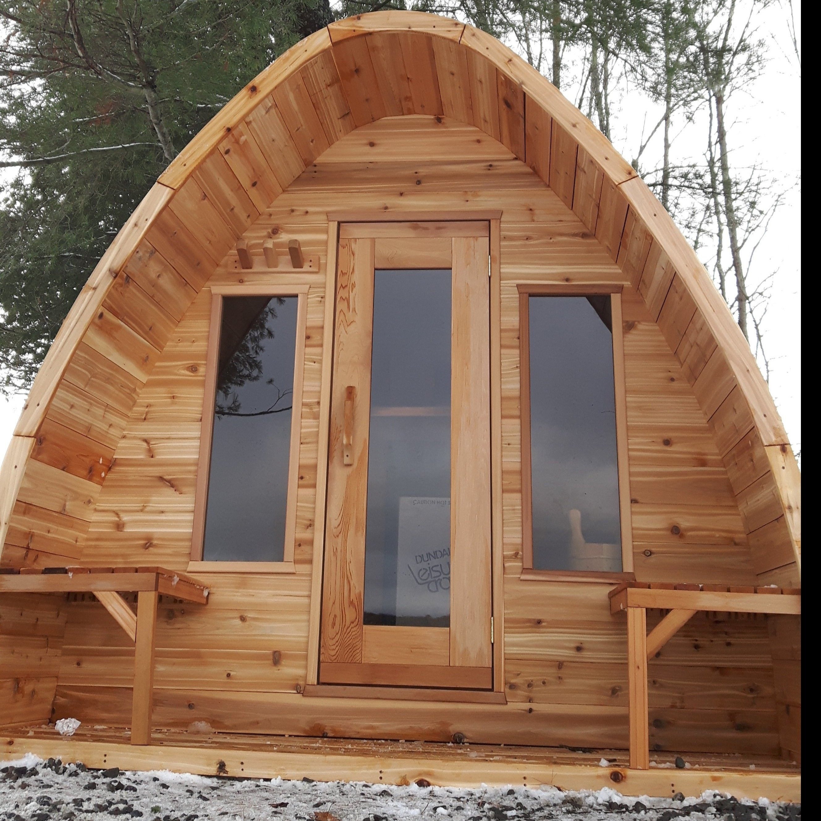 Knotty Pod Sauna with 2 windows and porch