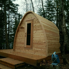 Knotty Pod sauna in the country