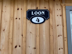 Outdoor Box Classic Sign Loon